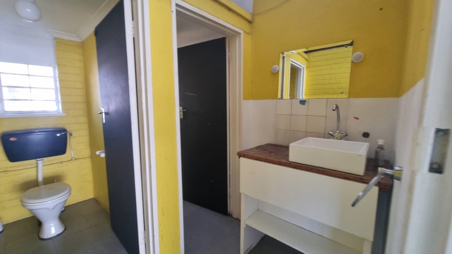 To Let Commercial Property for Rent in Woodstock Western Cape